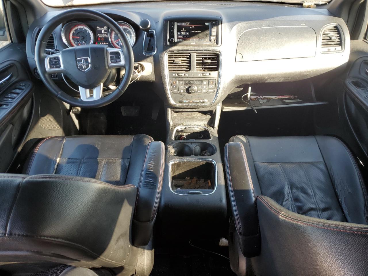 2014 Dodge Caravan - Image 8