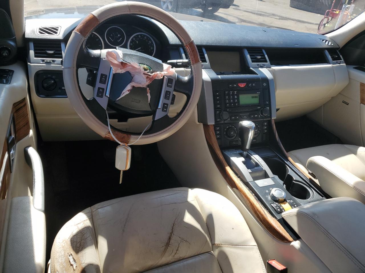 2008 Land Rover Range Rover - Image 8