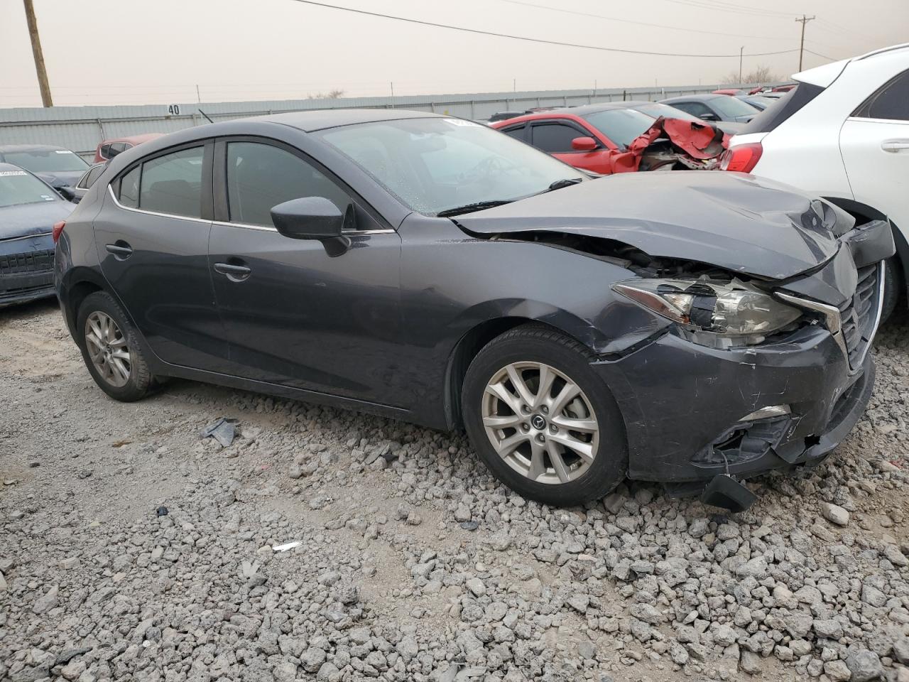 2016 Mazda 3 - Image 4