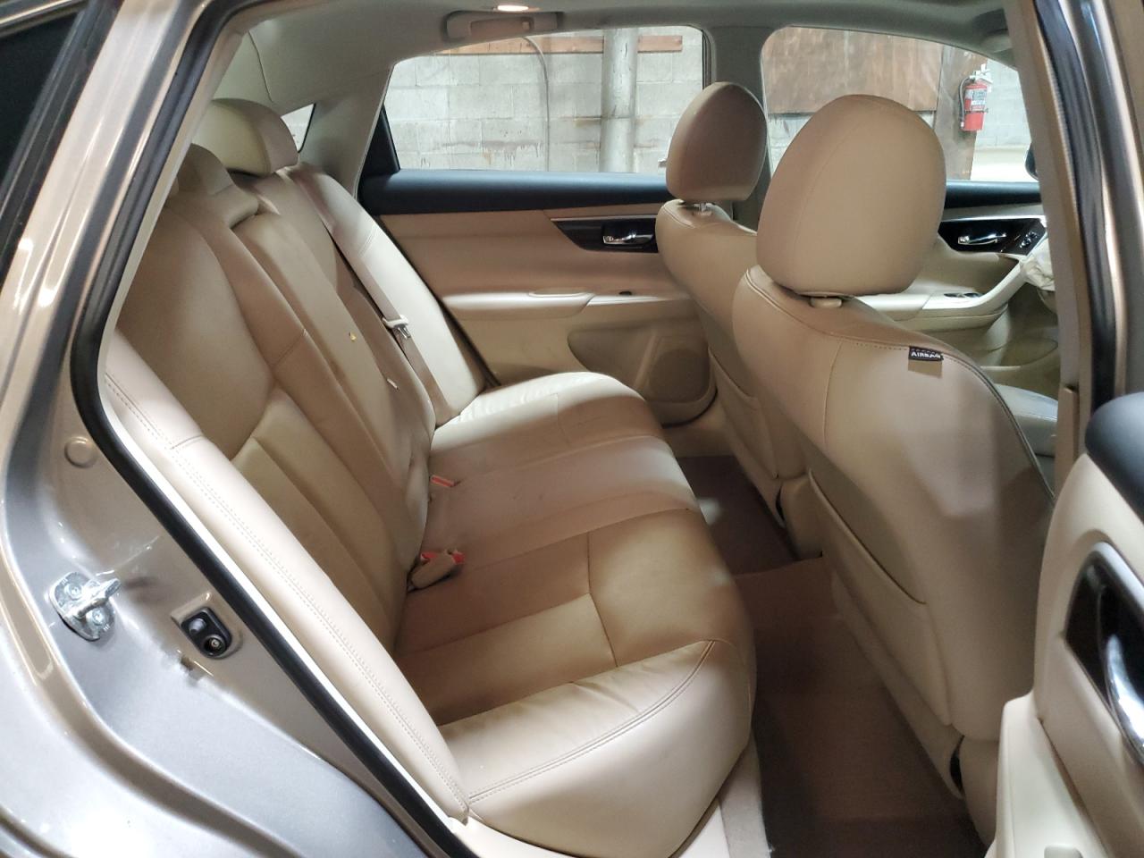 2013 Nissan Altima - Image 10