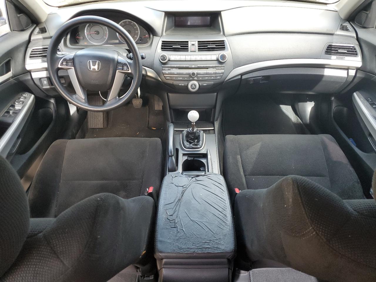 2010 Honda Accord - Image 8