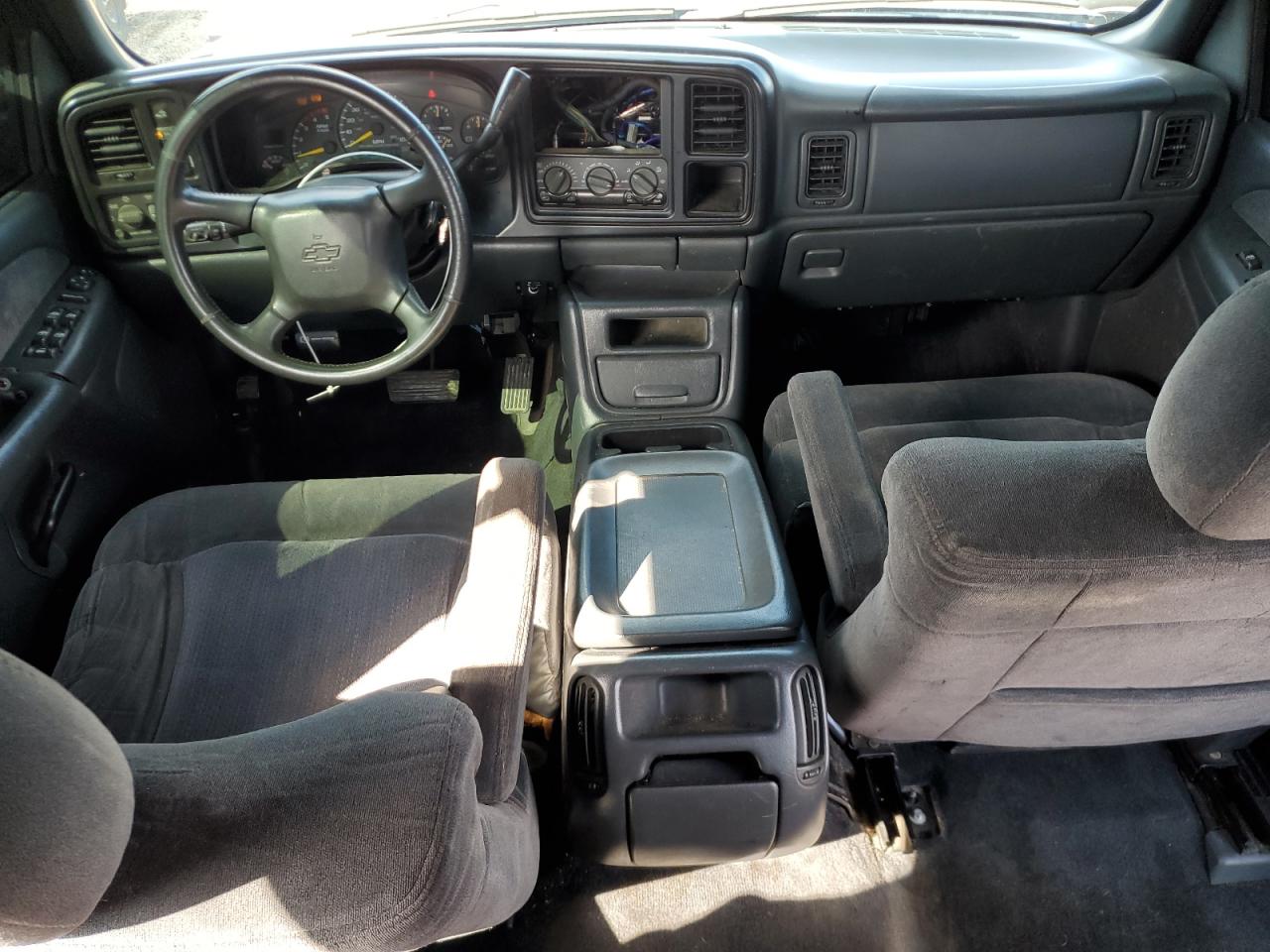 2001 Chevrolet Silverado K2500 Heavy Duty VIN: 1GCHK23181F154466 Lot: 50887405