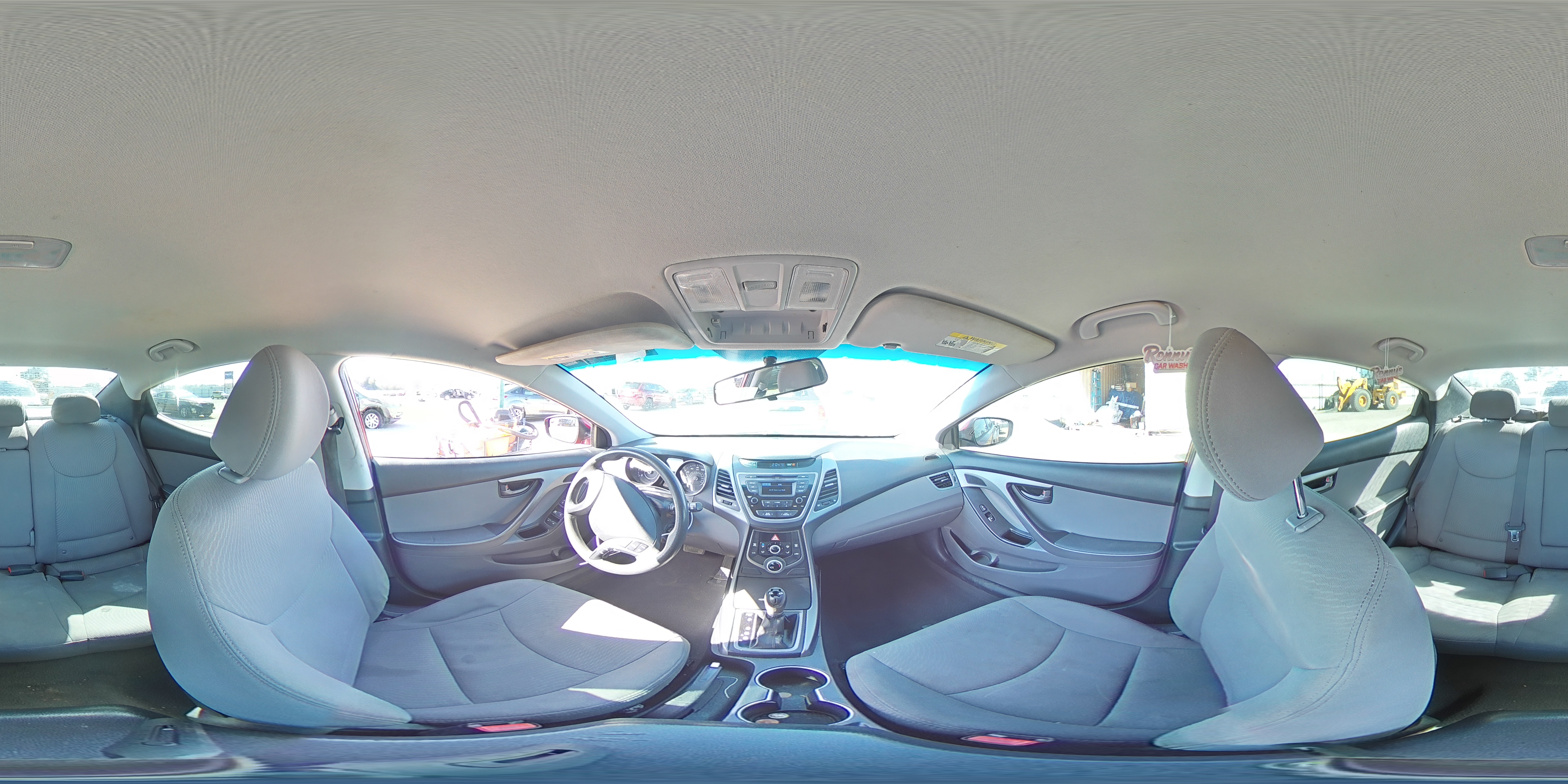 2014 Hyundai Elantra - Image 12