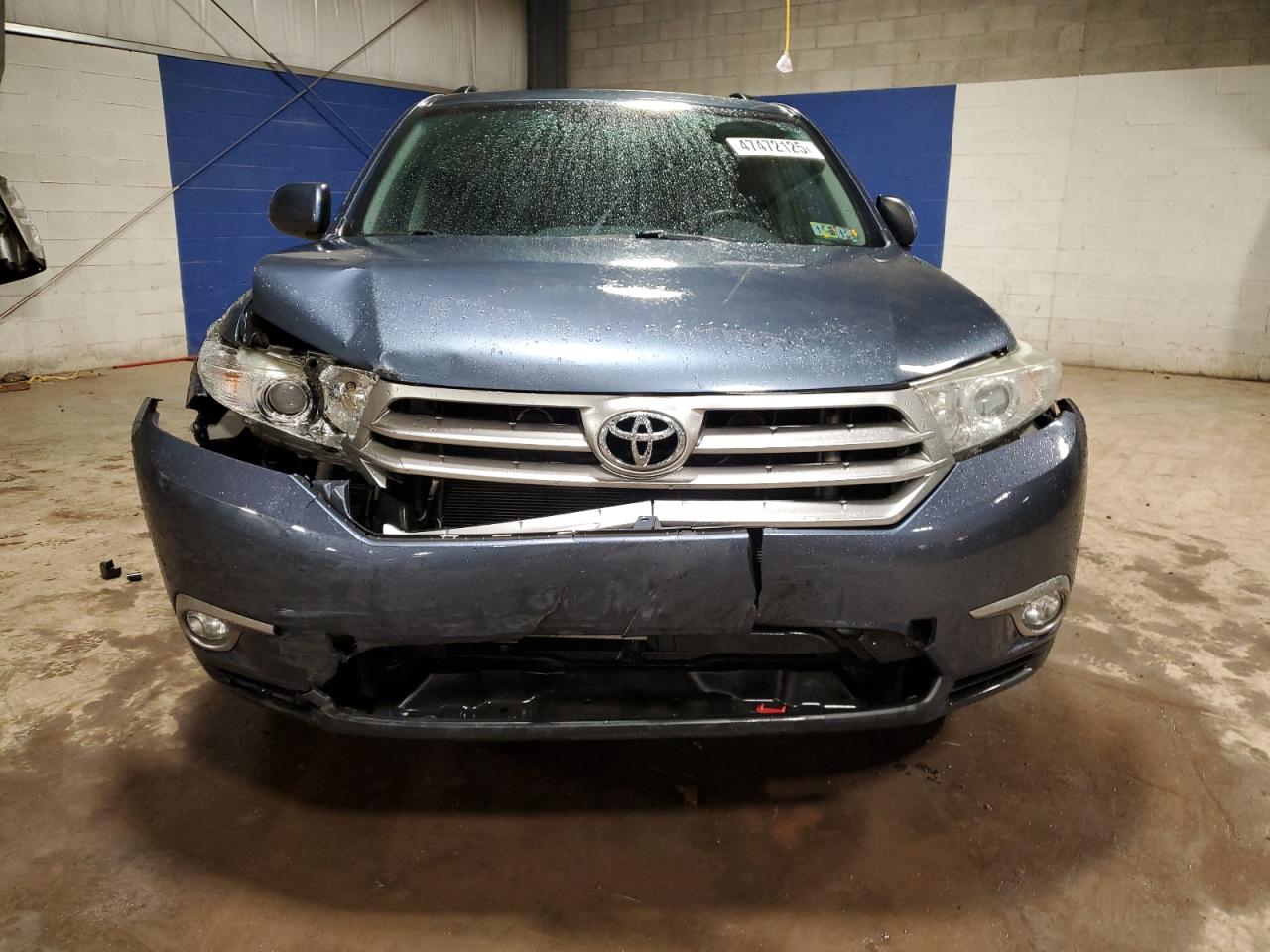 2013 Toyota Highlander - Image 5