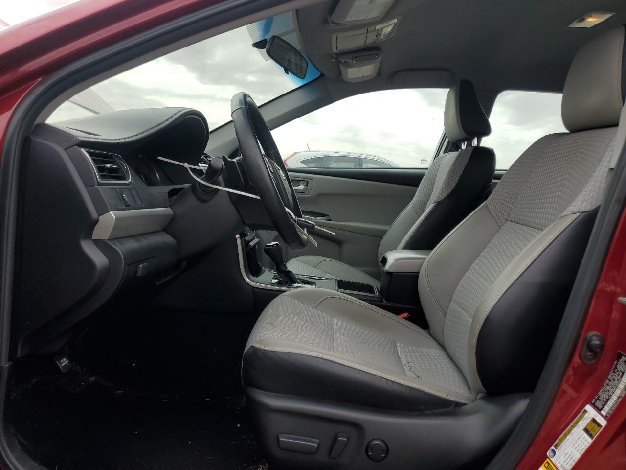 2015 Toyota Camry - Image 7
