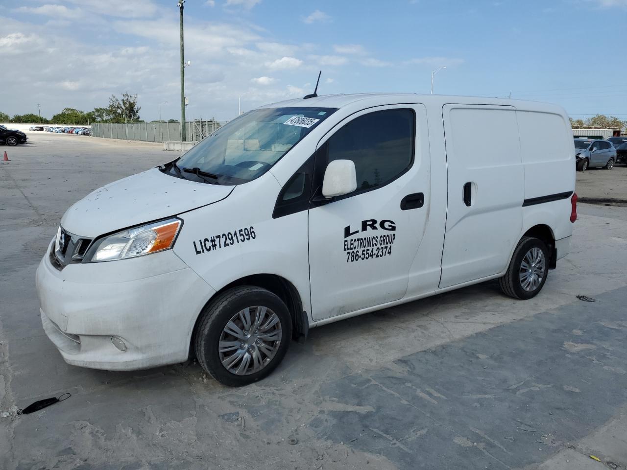 2015 Nissan NV - Image 1