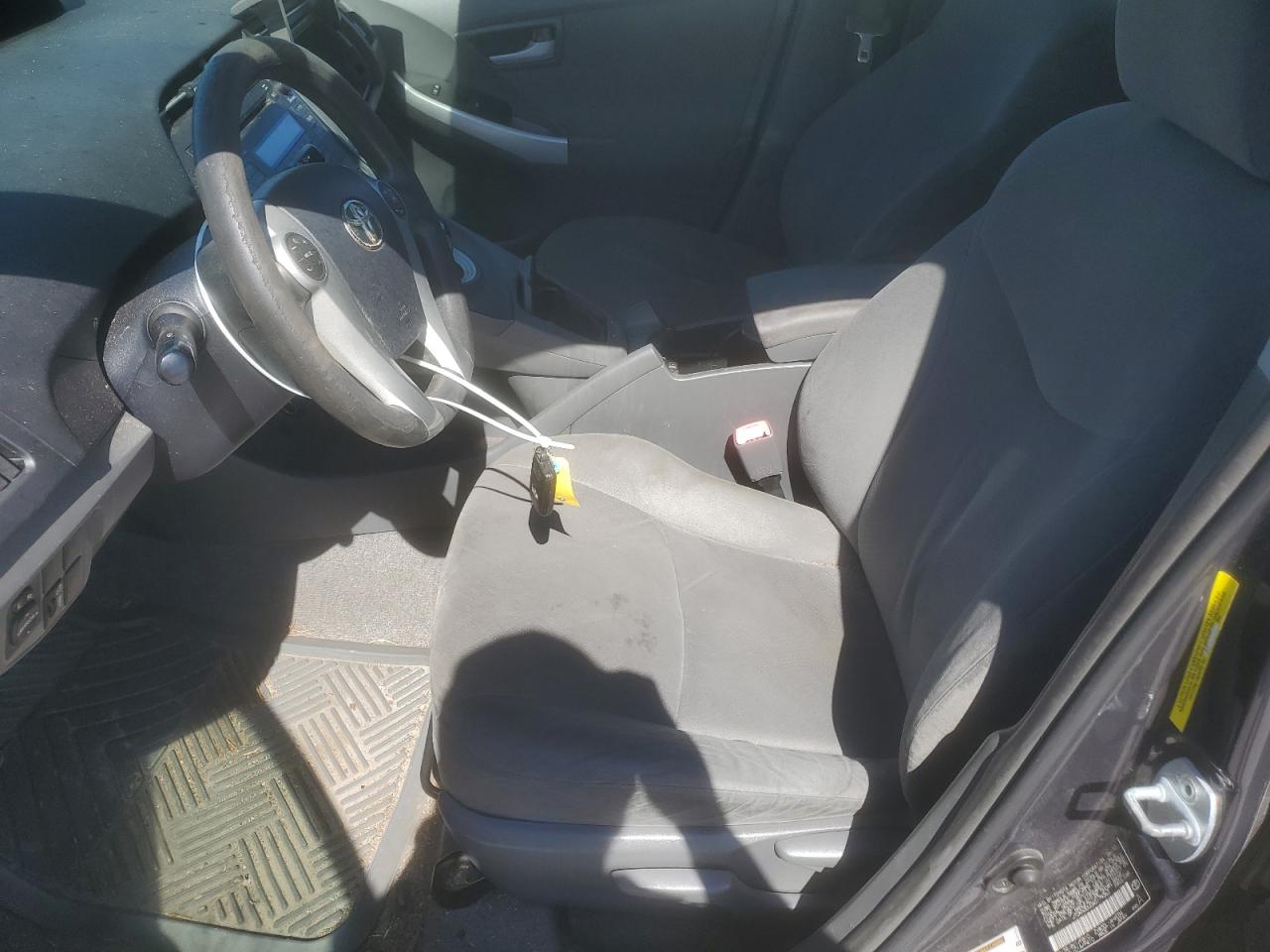 2010 Toyota Prius - Image 7