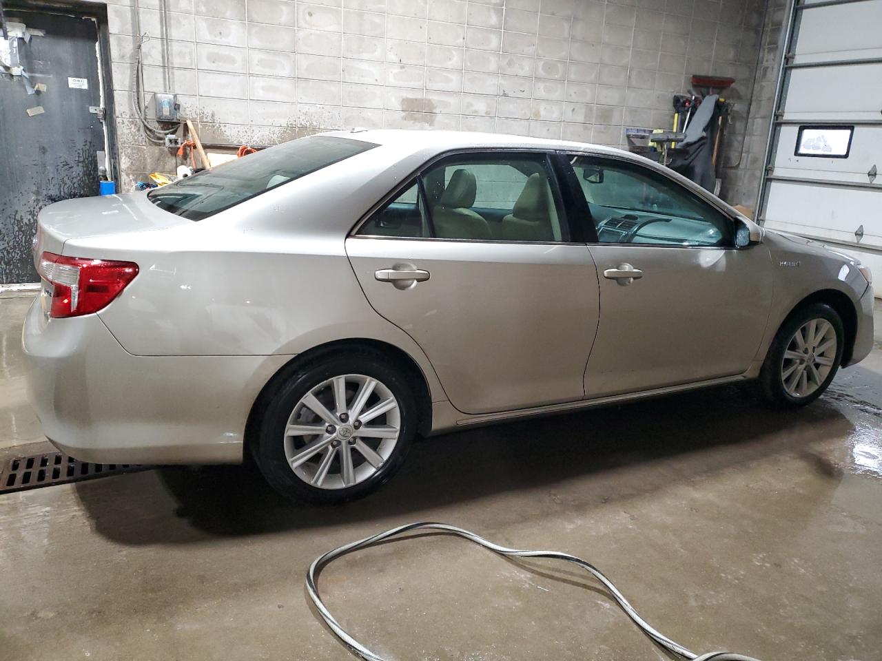 2013 Toyota Camry - Image 3