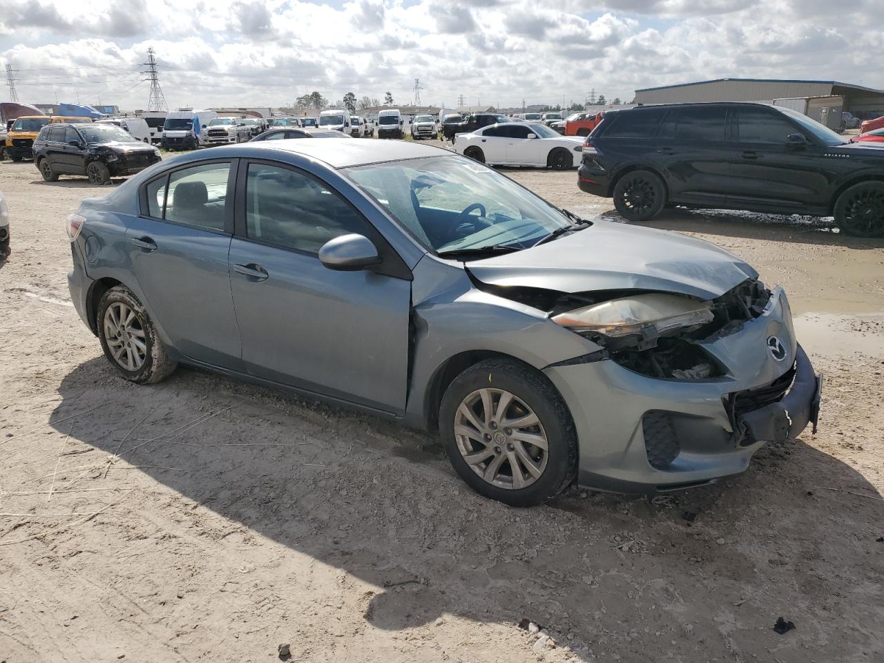 2012 Mazda 3 - Image 4