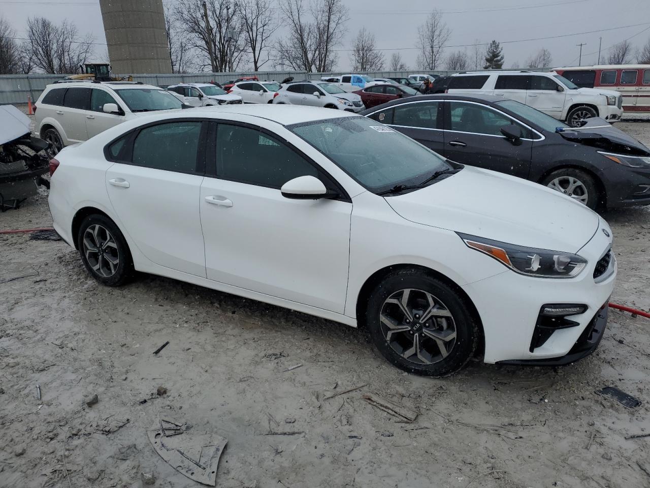 2020 Kia Forte - Image 4