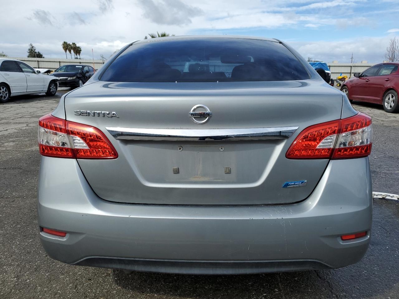 2013 Nissan Sentra - Image 6