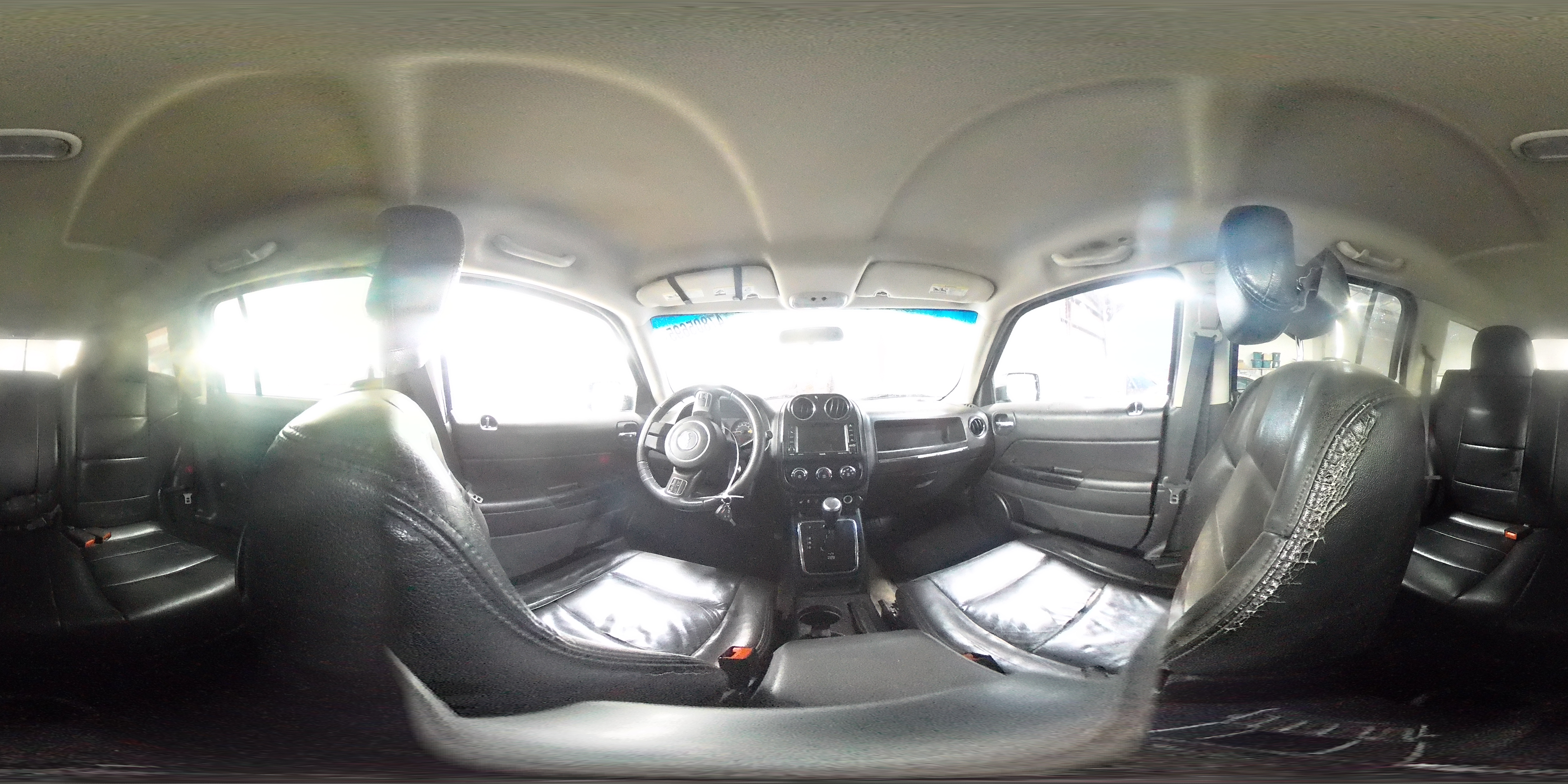 2014 Jeep Liberty (Patriot) - Image 15