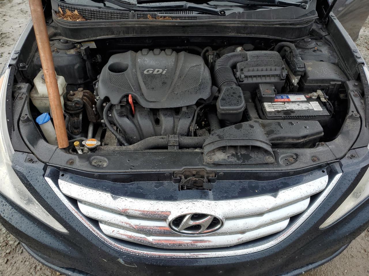 2012 Hyundai Sonata - Image 11