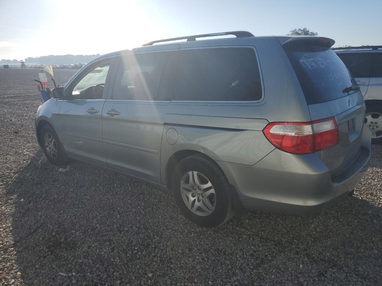 2006 Honda Odyssey - Image 2