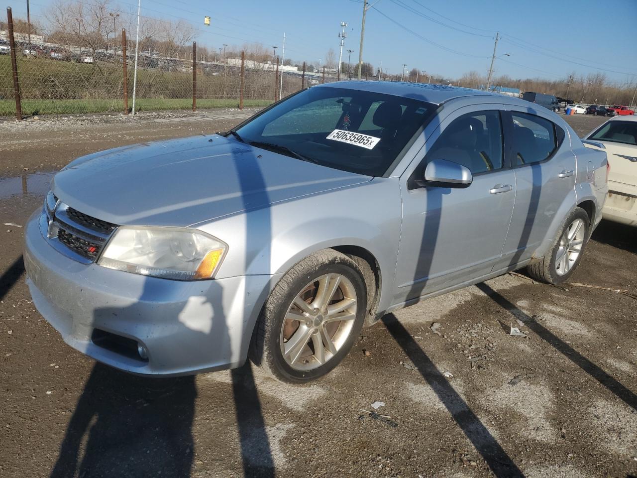 2012 Dodge Avenger Sxt продається в Indianapolis, IN - Rear End