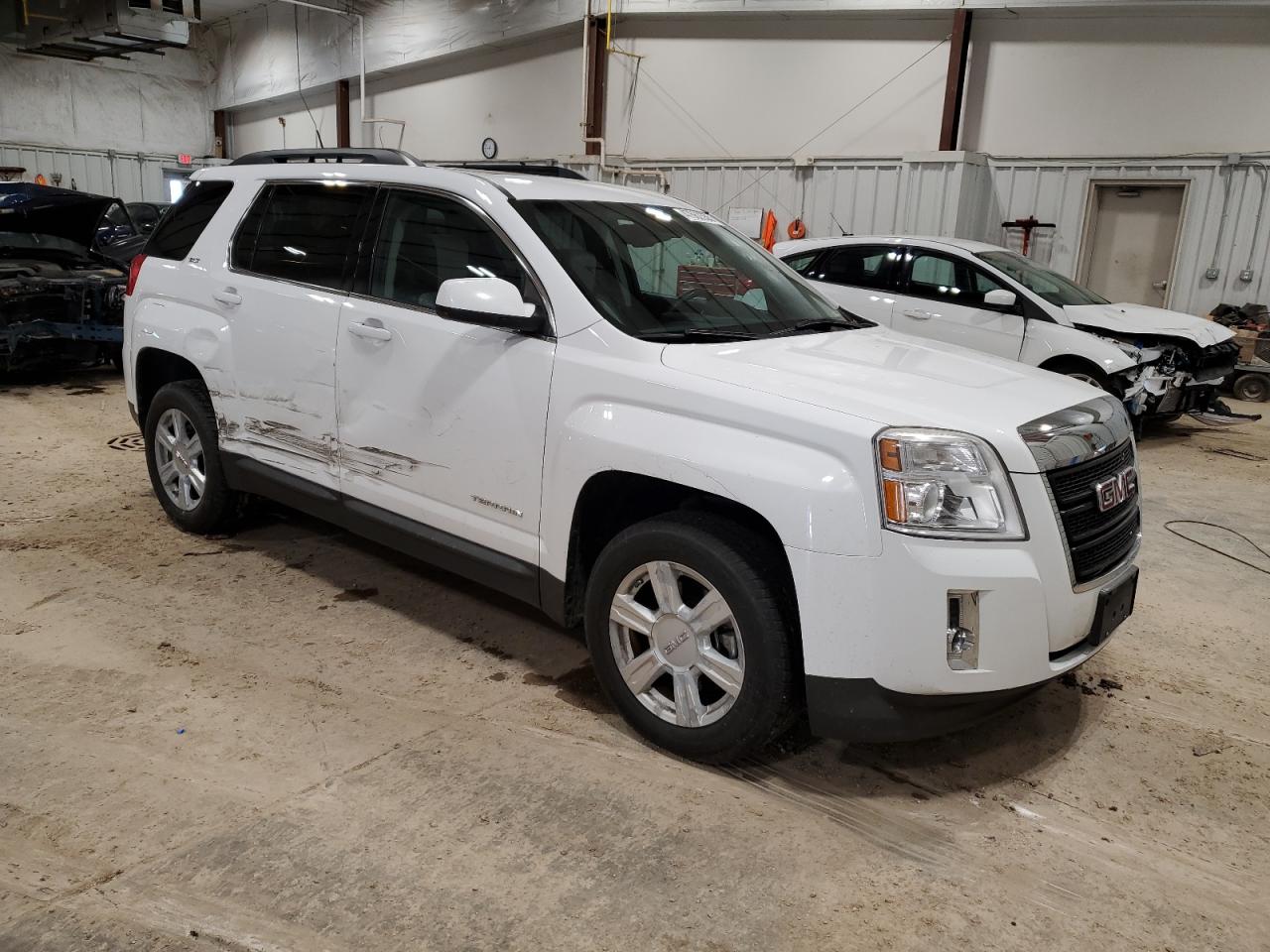 2015 GMC Terrain - Image 4
