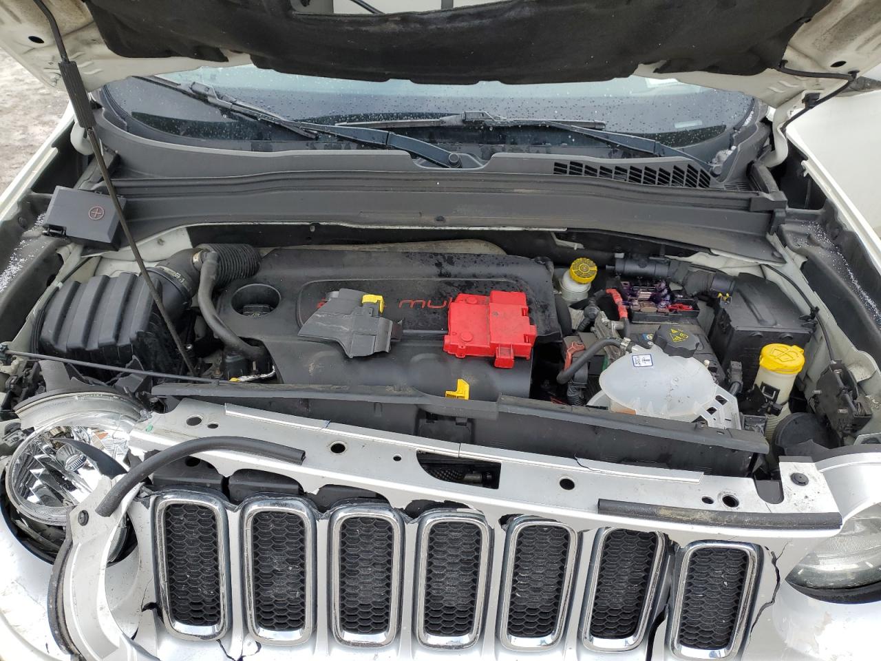 2018 Jeep Renegade - Image 14