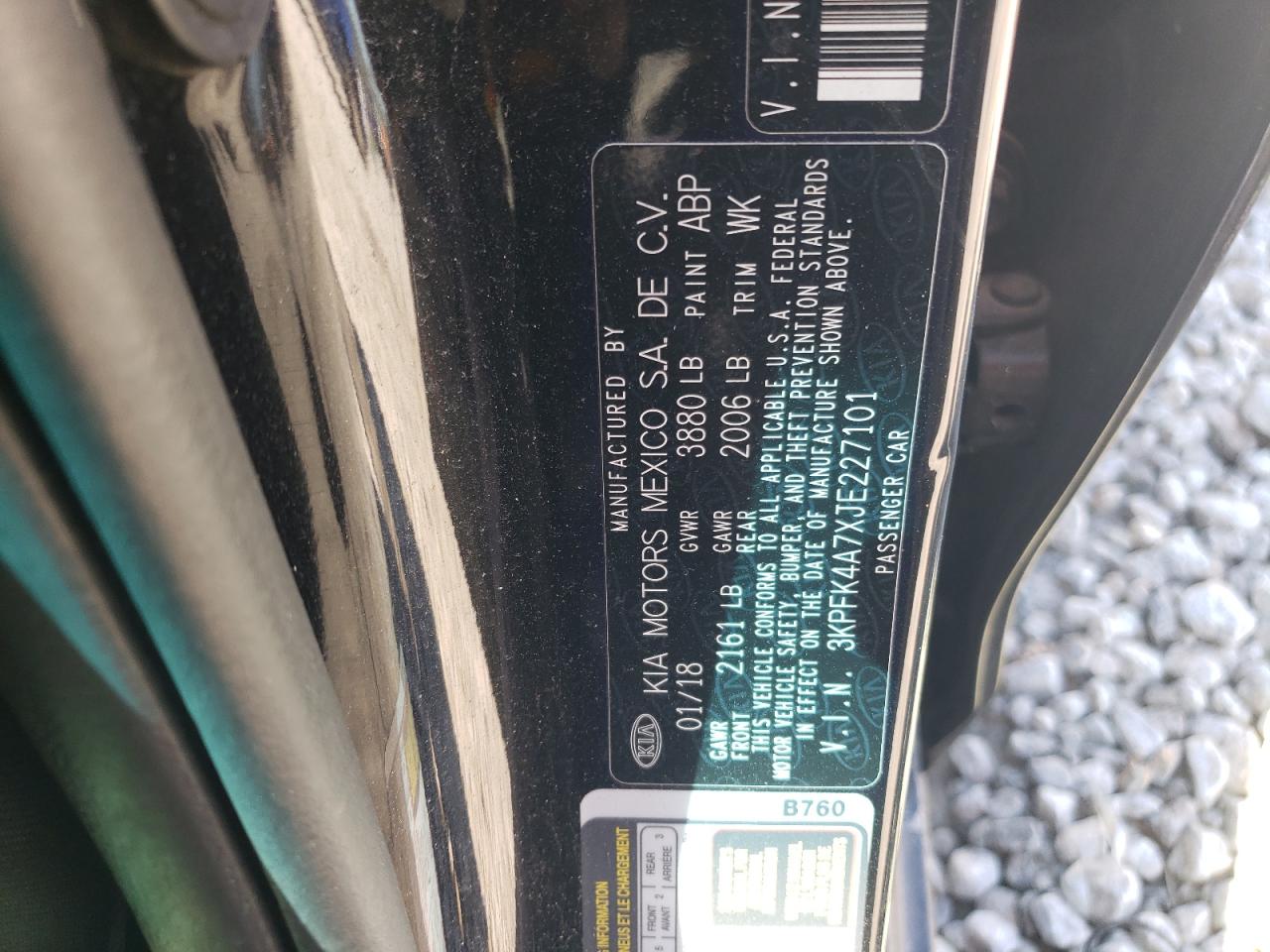 2018 Kia Forte - Image 12