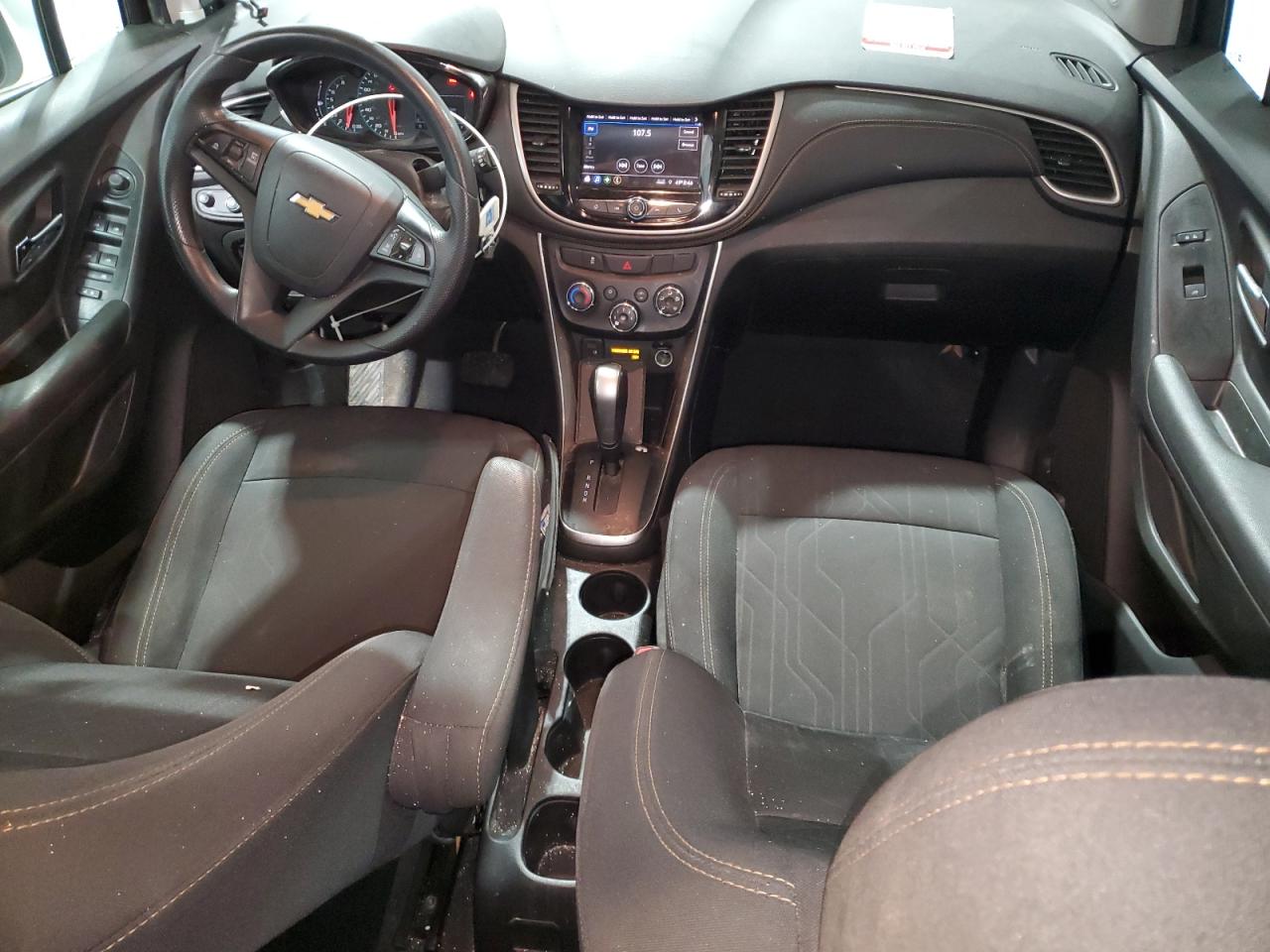 3GNCJPSB3LL261347 CHEVROLET TRAX 2020