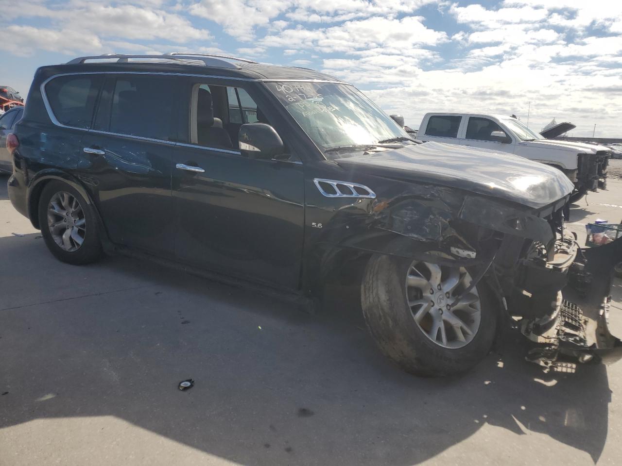 2015 Infiniti QX80 - Image 4