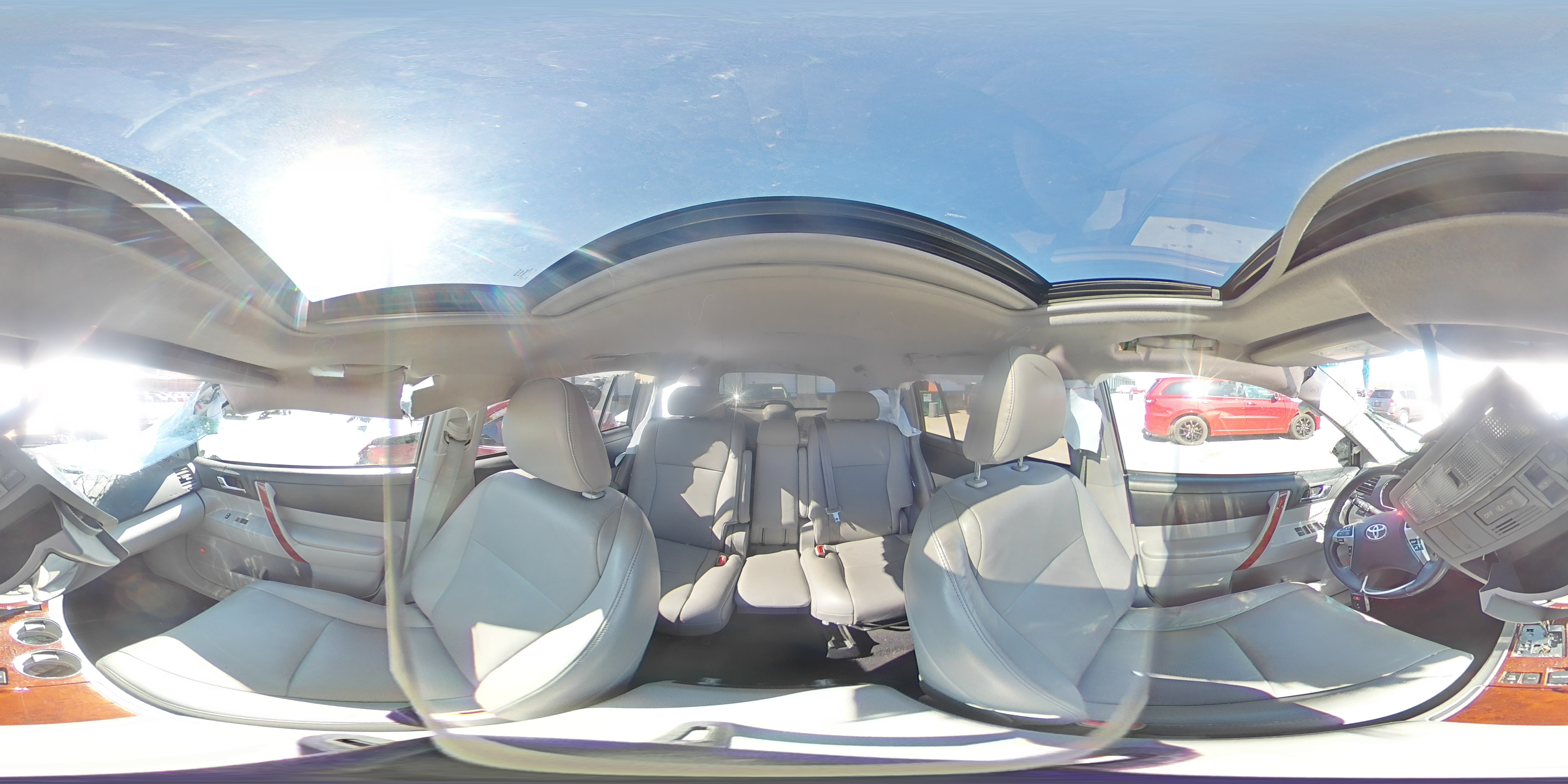 2013 Toyota Highlander - Image 13