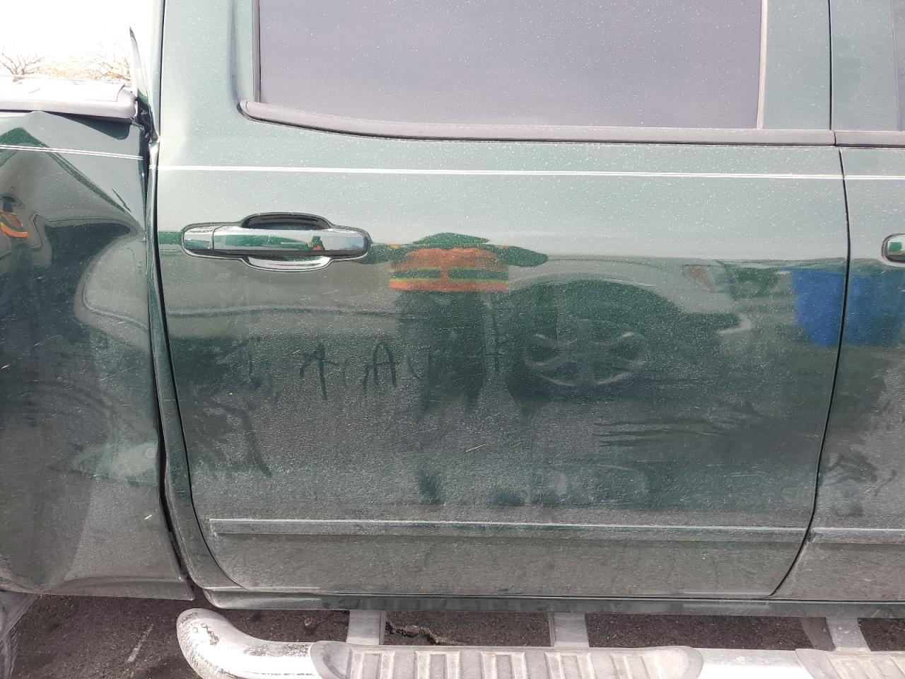 2015 Chevrolet Silverado - Image 11