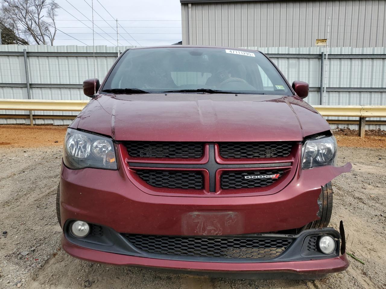 2019 Dodge Caravan - Image 5