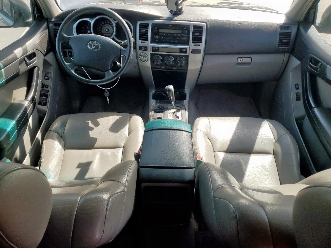 2005 Toyota 4Runner - Image 8