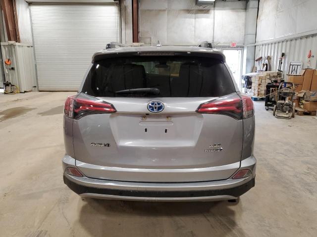  TOYOTA RAV4 2018 Srebrny