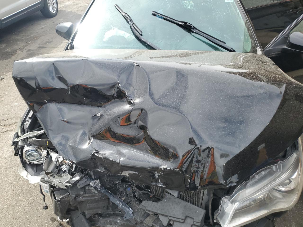 2015 Toyota Camry - Image 11