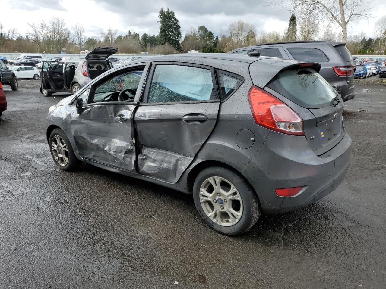 2015 Ford Fiesta - Image 2