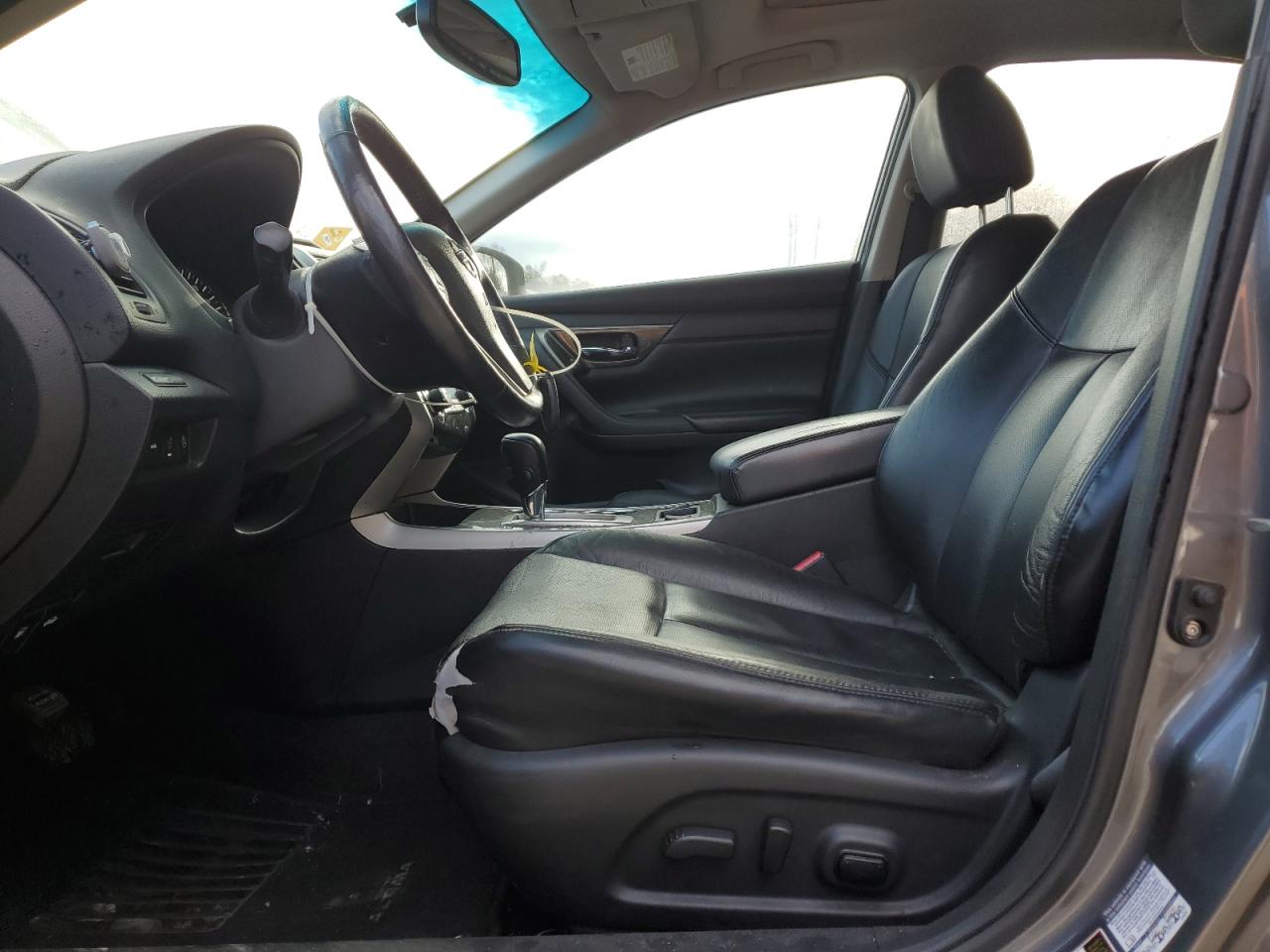 2015 Nissan Altima - Image 7