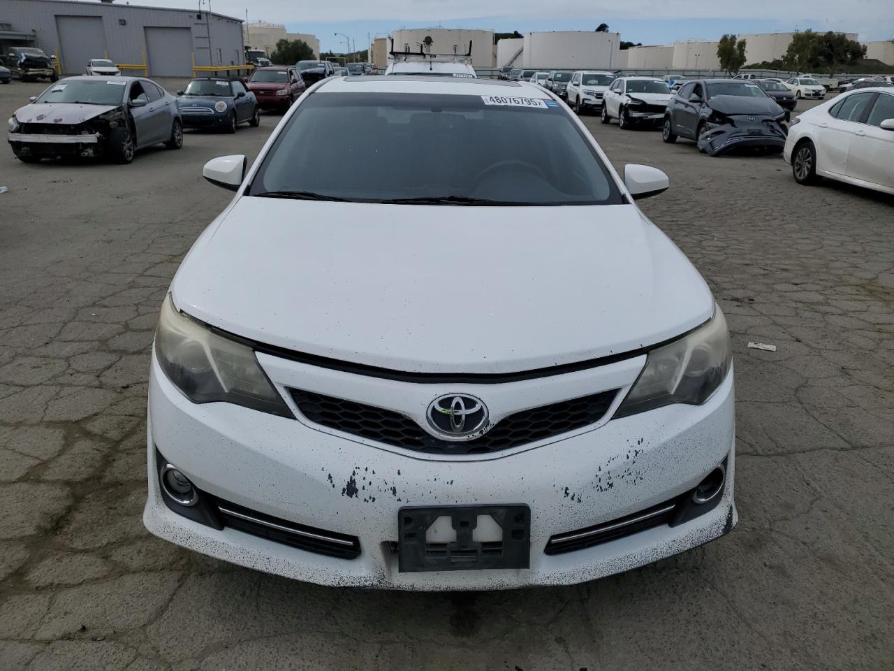 2014 Toyota Camry - Image 5
