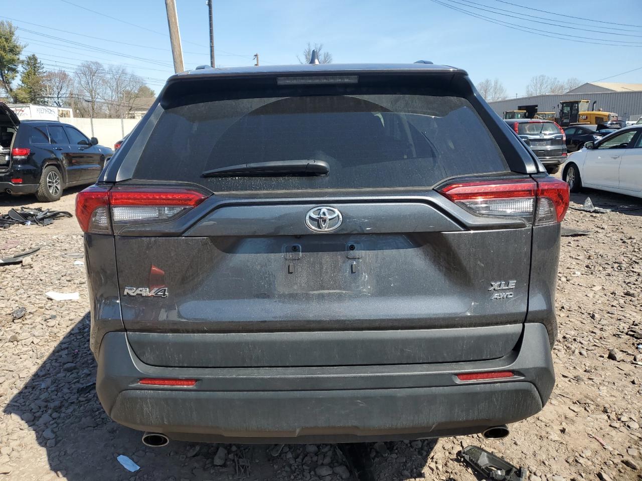 2023 Toyota RAV 4 - Image 6
