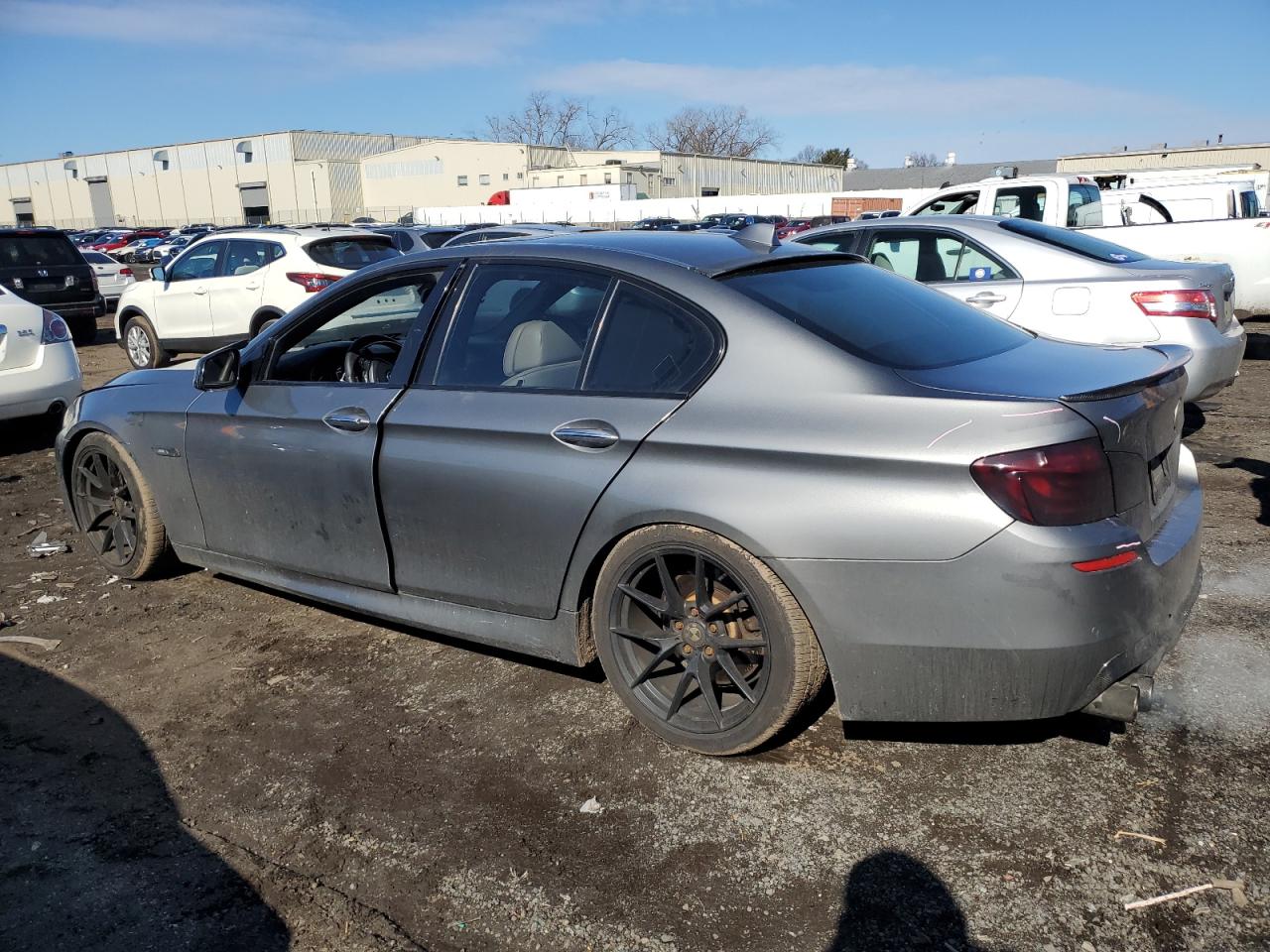 2011 BMW 5er - Image 2