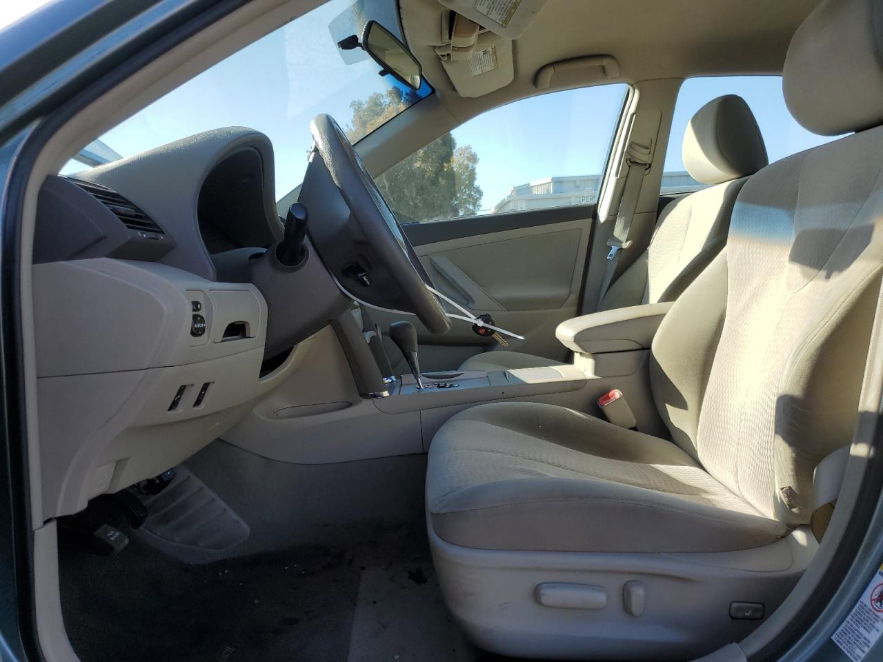 2011 Toyota Camry - Image 7