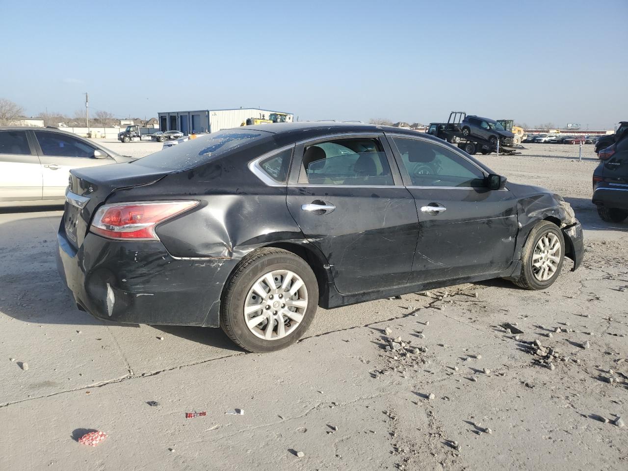 2015 Nissan Altima - Image 3