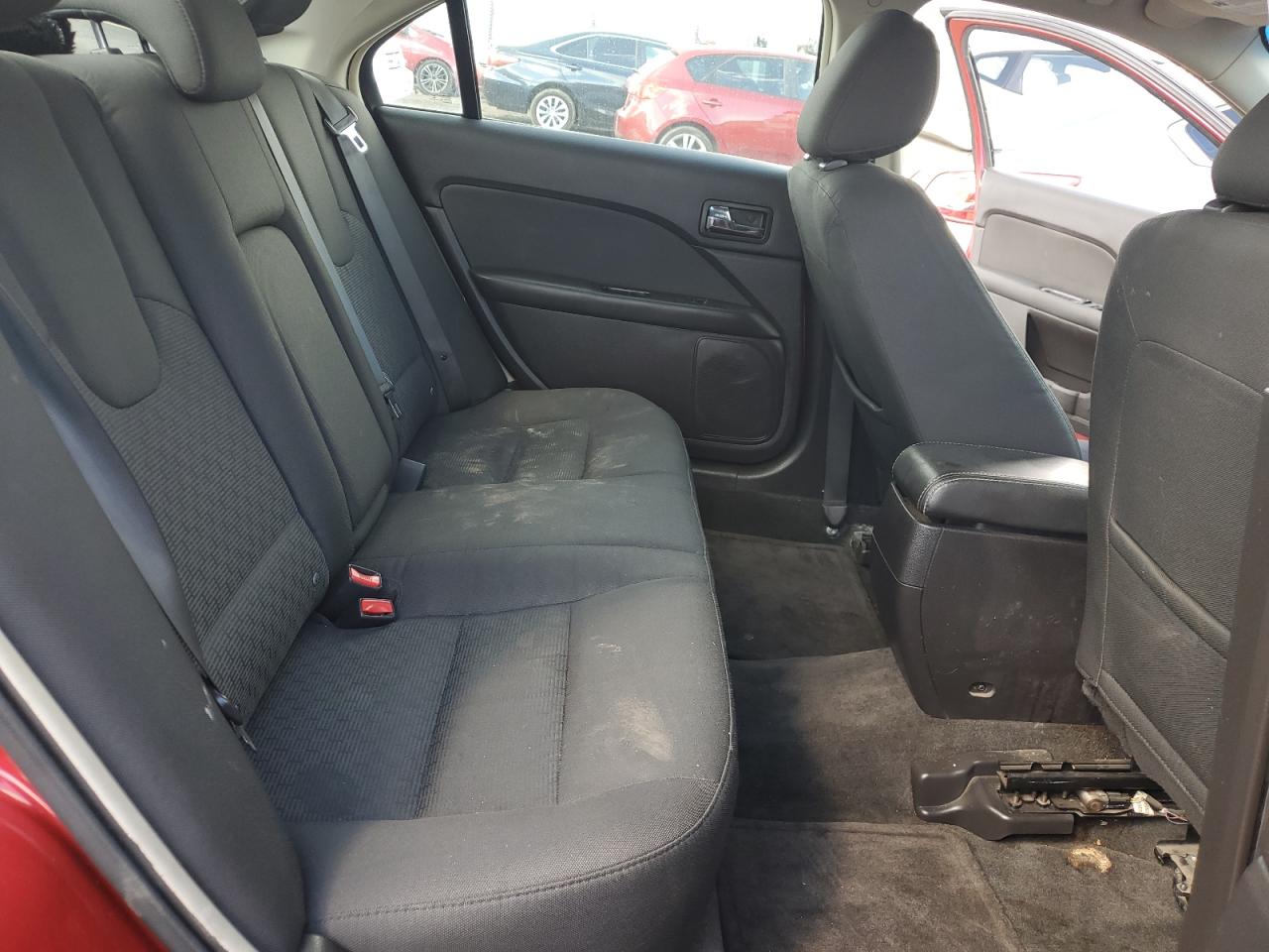 2011 Ford Fusion - Image 10