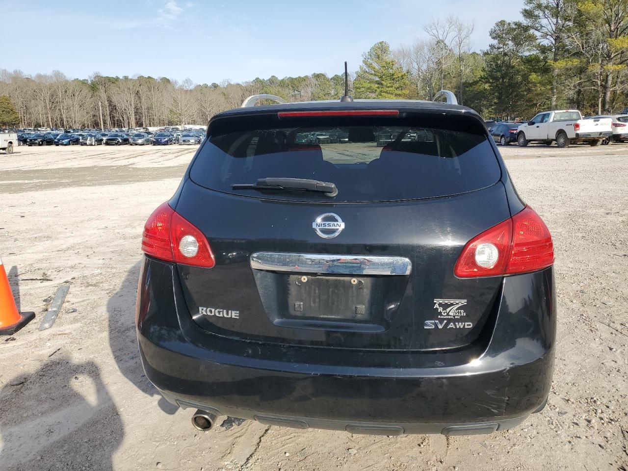 2011 Nissan Rogue - Image 6