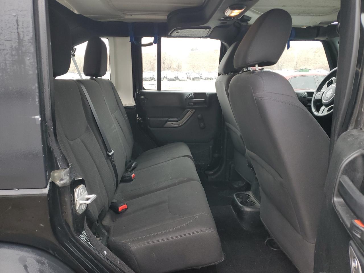 2017 Jeep Wrangler - Image 11