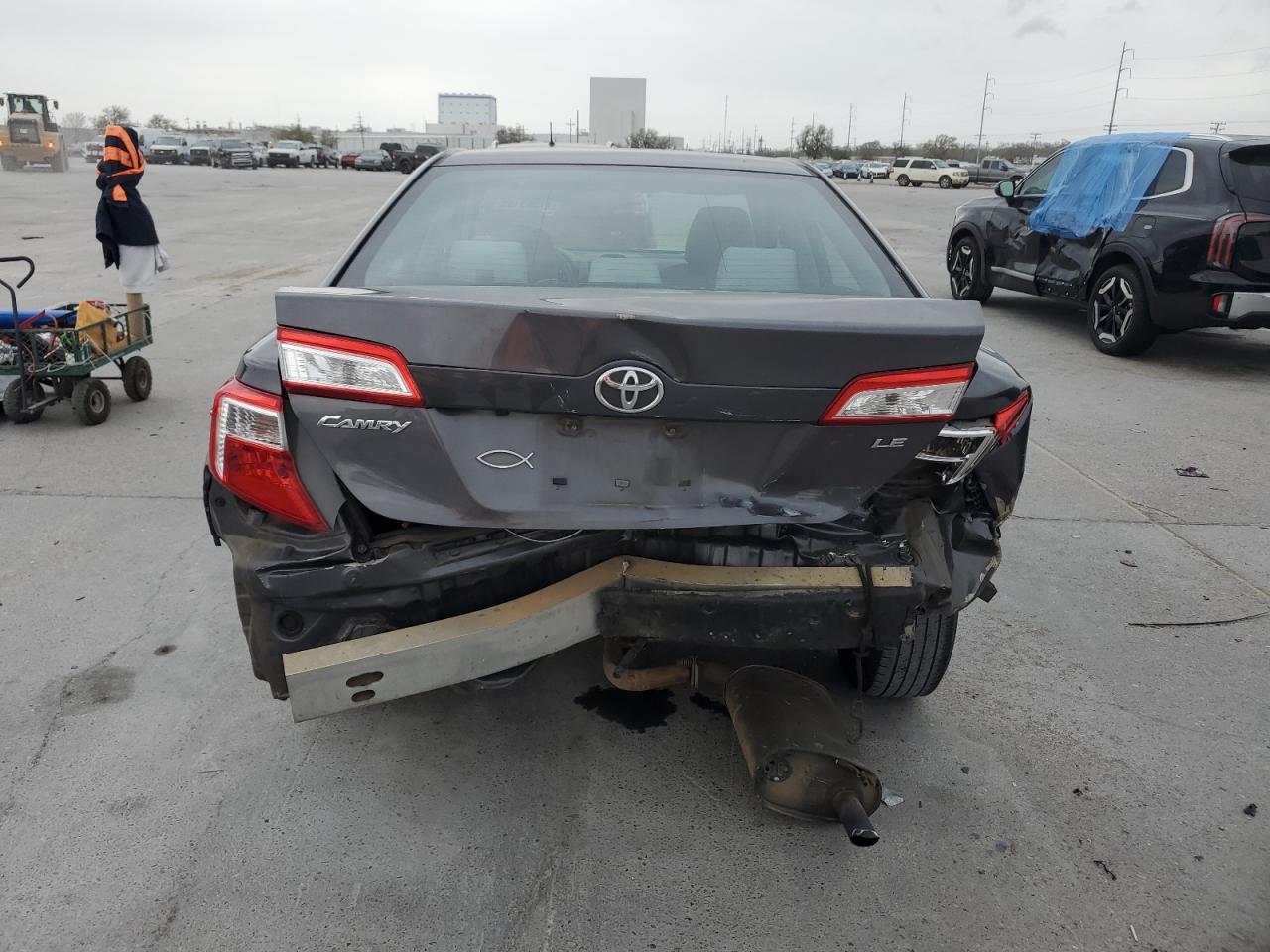 2014 Toyota Camry - Image 6