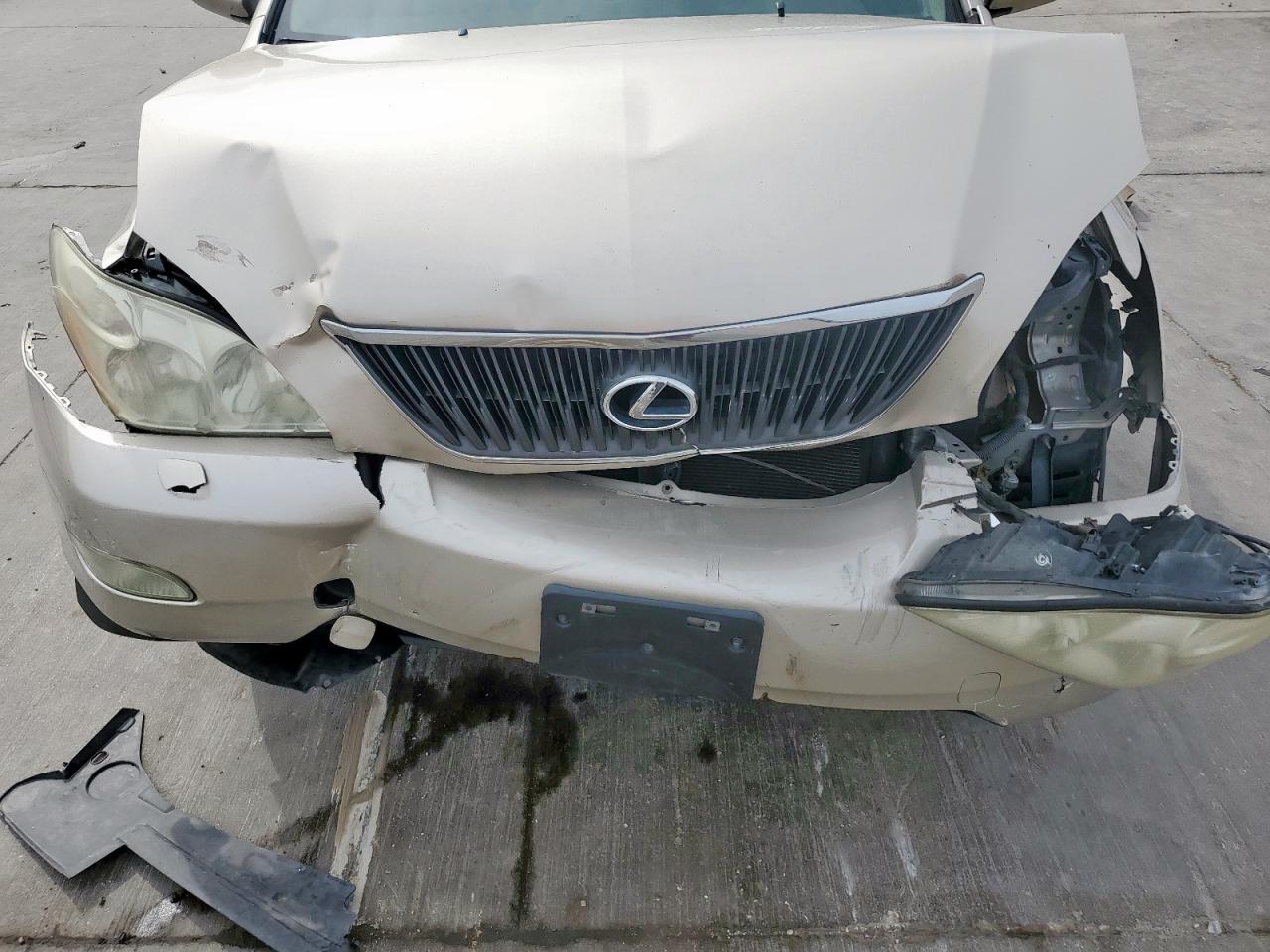 2006 Lexus RX - Image 14