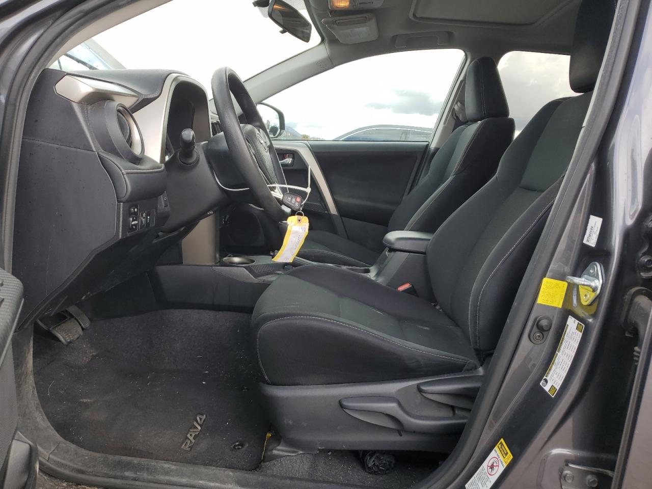 2015 Toyota RAV 4 - Image 7
