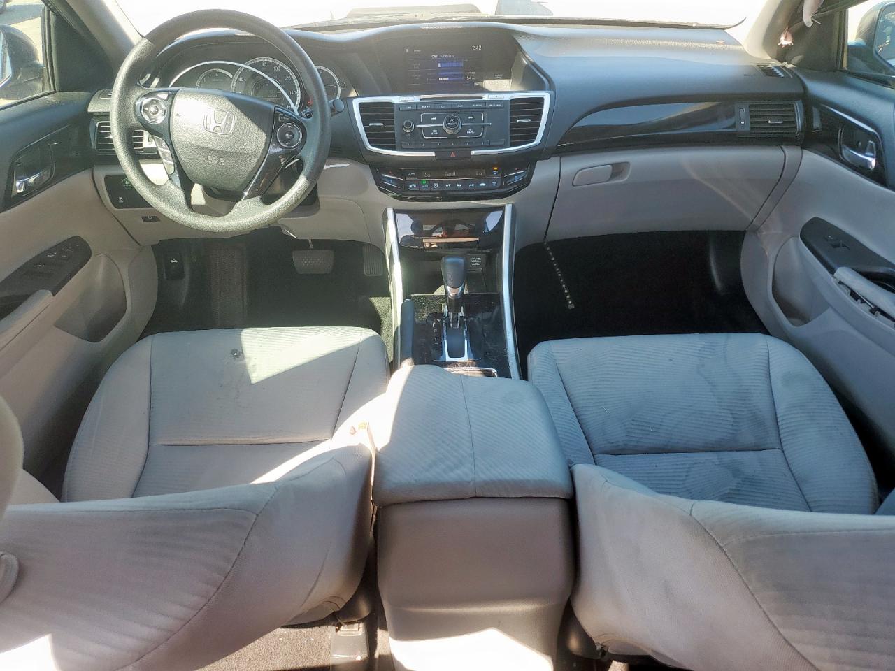 1HGCR2F37GA210682 HONDA ACCORD 2016