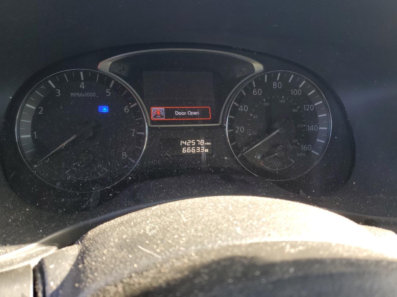 2014 Nissan Pathfinder - Image 9
