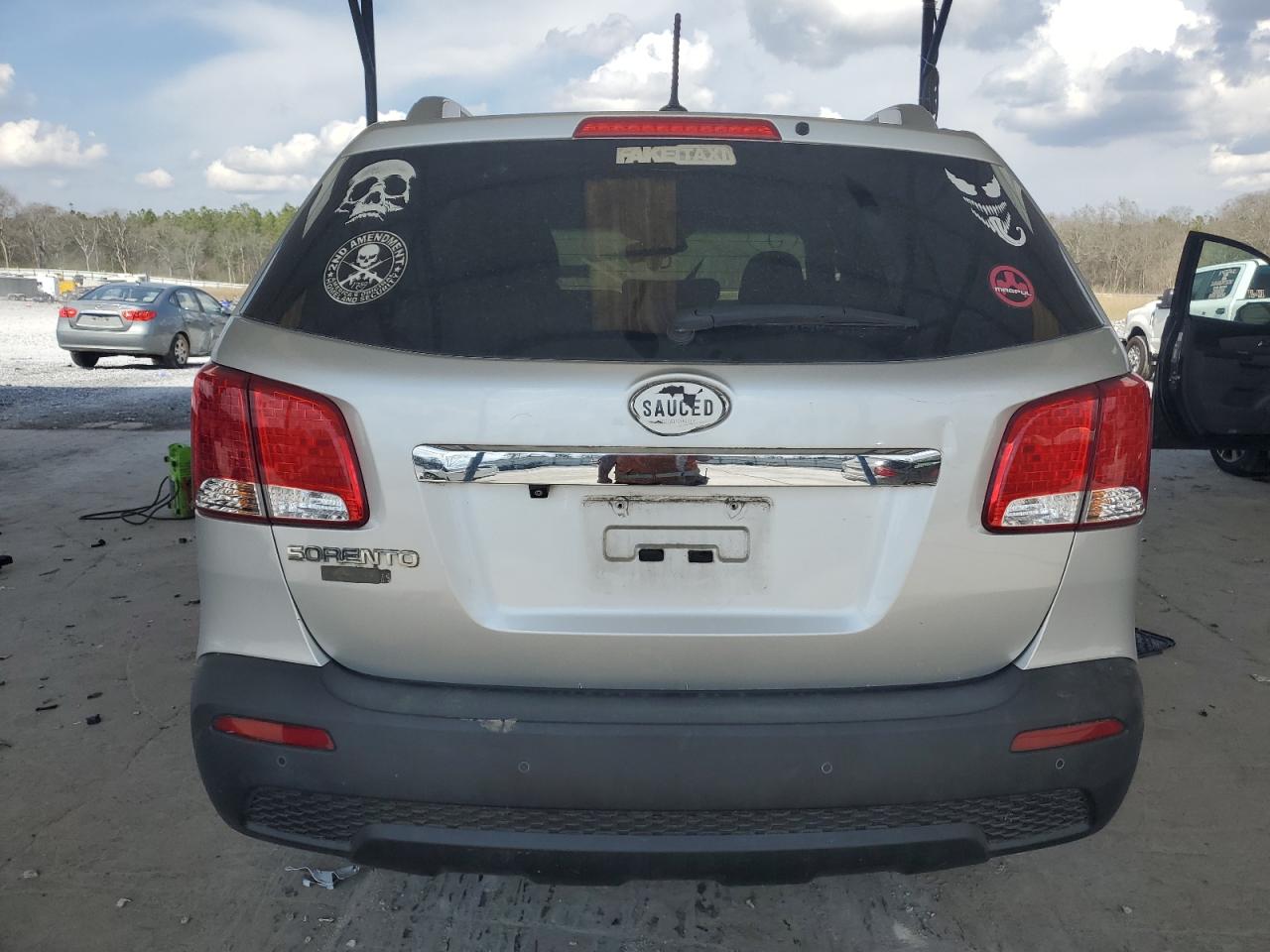 2011 Kia Sorento - Image 6