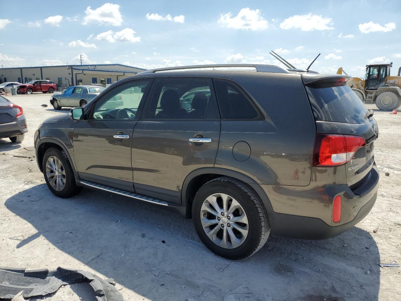 2014 Kia Sorento - Image 2