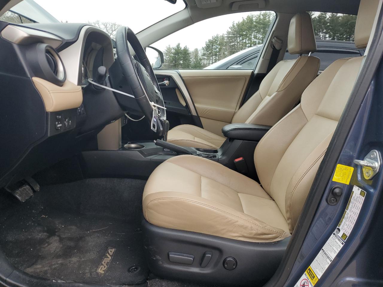 2013 Toyota RAV 4 - Image 7