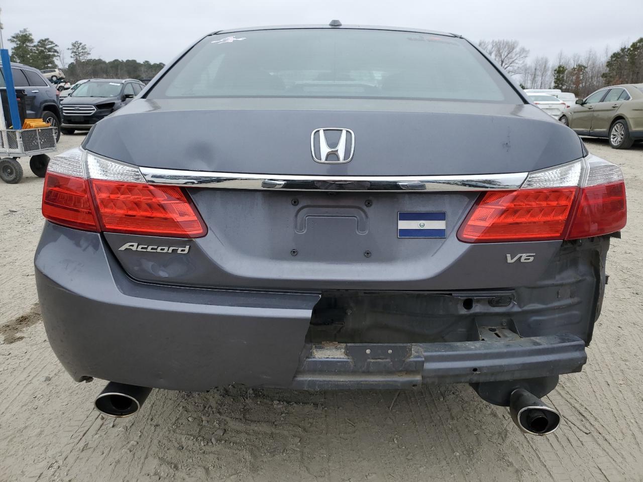 2013 Honda Accord - Image 6