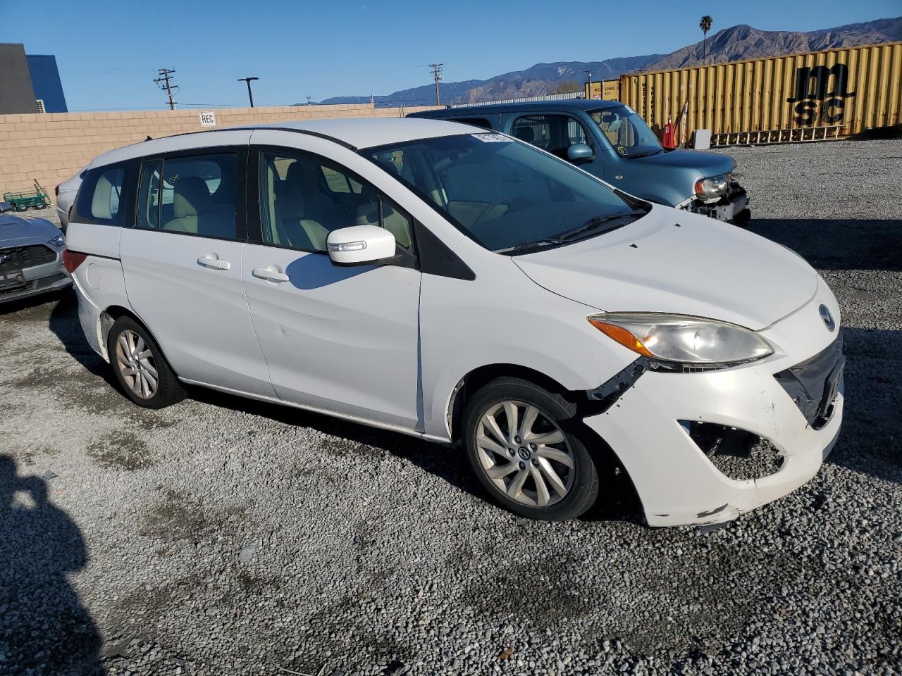2014 Mazda 5 - Image 4